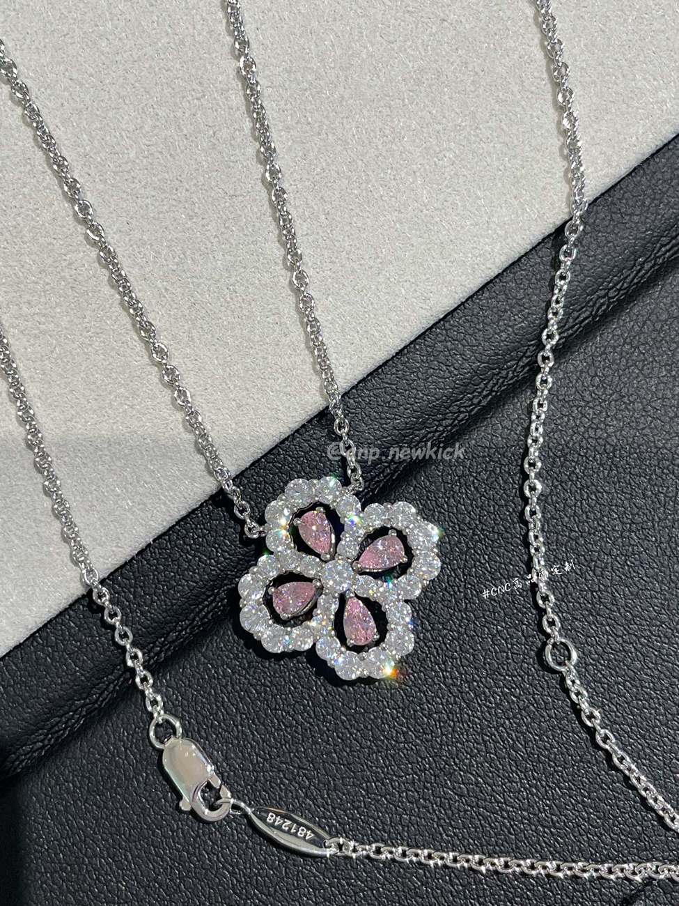 Harry Winston Diamond Necklace (2) - www.newkick.vip